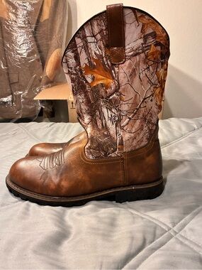Men's Brown Work Boot with Camouflage Shaft